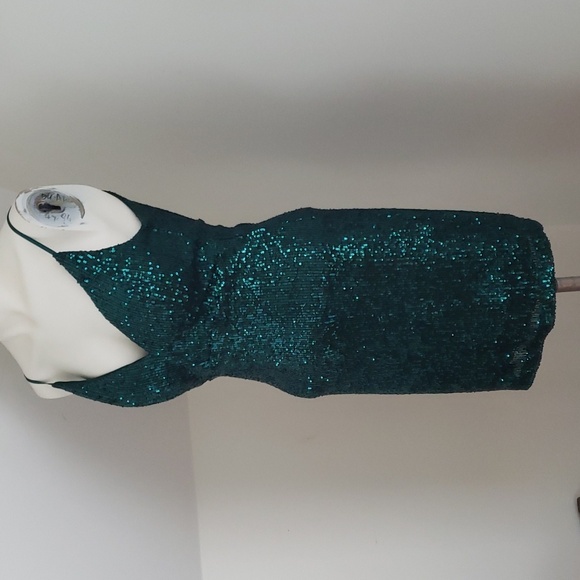 Emerald Sundae Juniors' Sequined Law-Back Bodycon Mini Dress Macy's, Size M - Picture 5 of 16